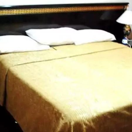 Hotel Palm Beach Wagadugu Zewnętrze zdjęcie