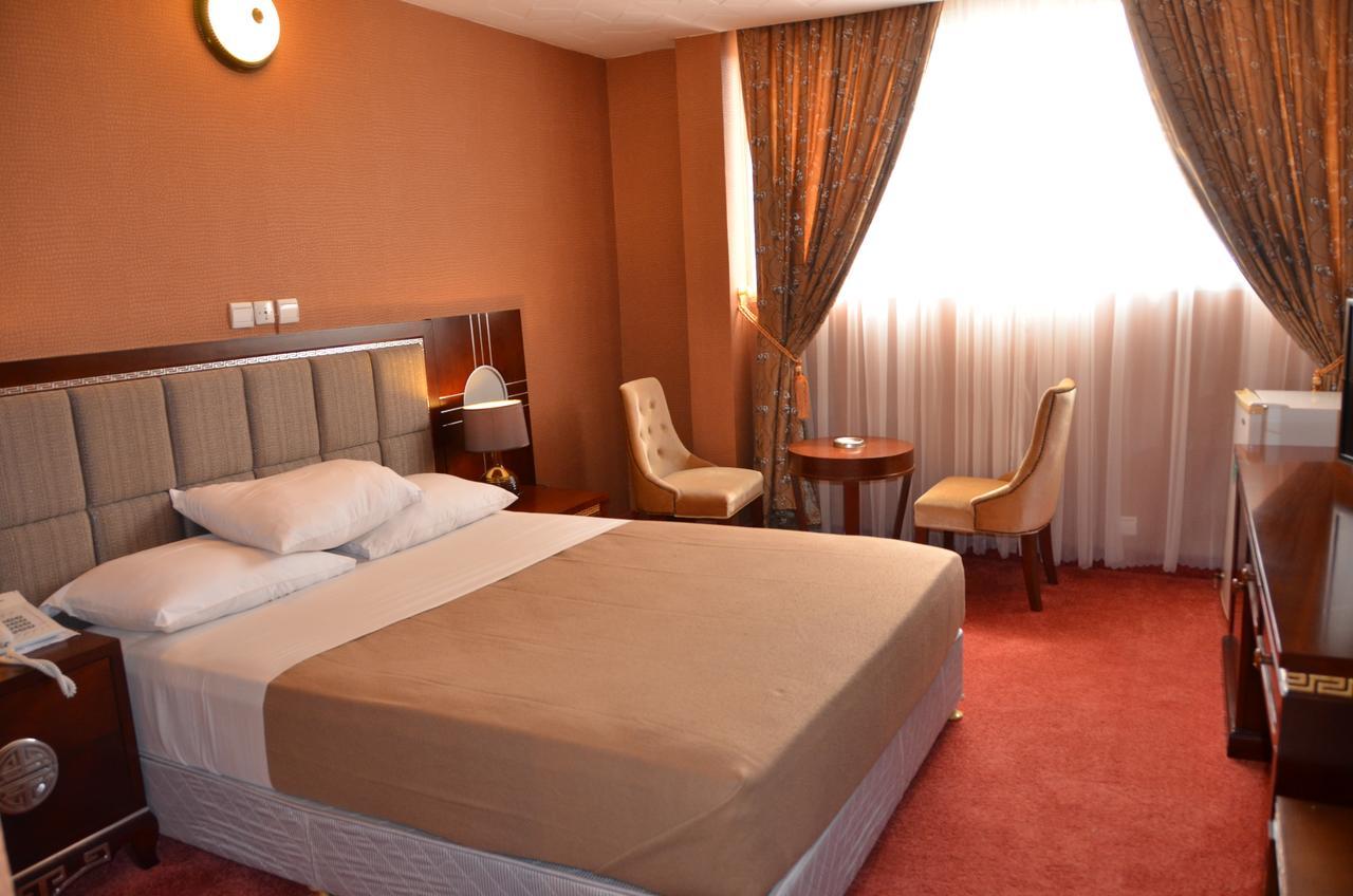 Hotel Palm Beach Wagadugu Zewnętrze zdjęcie